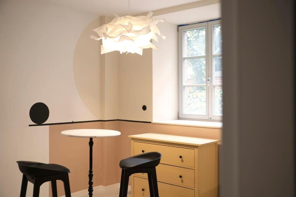 Apartment Energetic In Center!